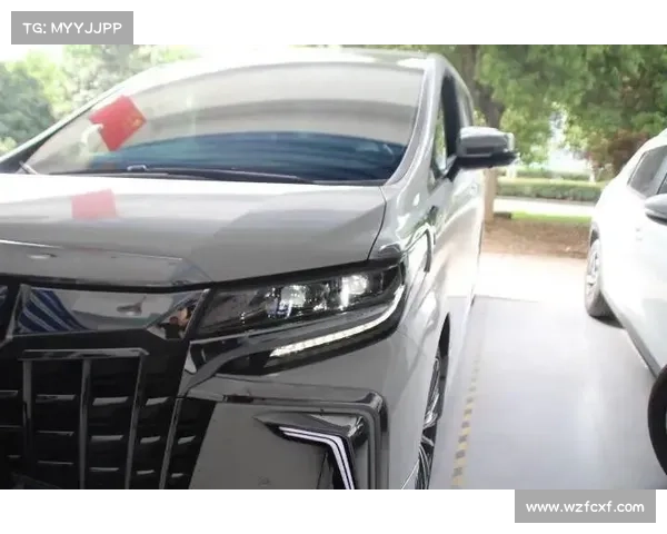 丰田锐放雾灯改装案例 #LED雾灯